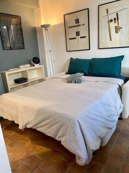 Tres Joli Studio En Plein Coeur Du 11Eme Paris Extérieur photo